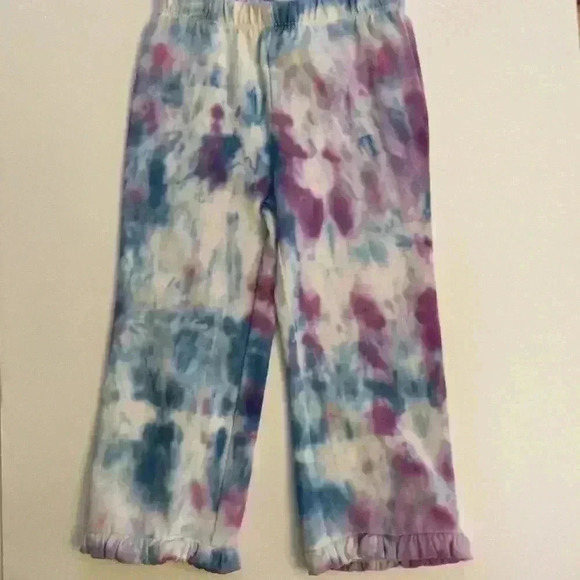 🌸Host Pick🌸New! Hand Tie dye onesie set - Picture 4 of 6